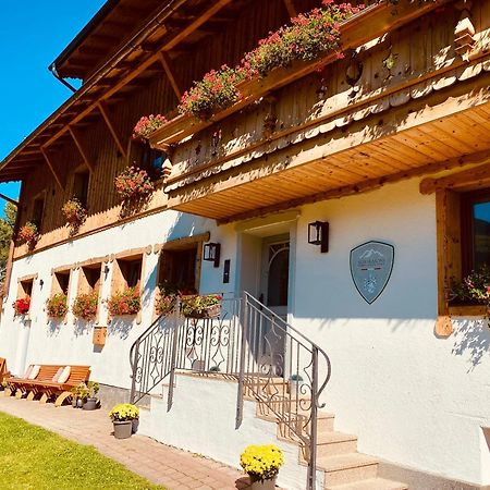 Alm Seasons Premium Chalet & Studios Saalbach-Hinterglemm Exteriör bild