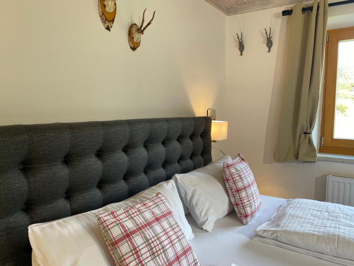 Alm Seasons Premium Chalet & Studios Saalbach-Hinterglemm Rum bild
