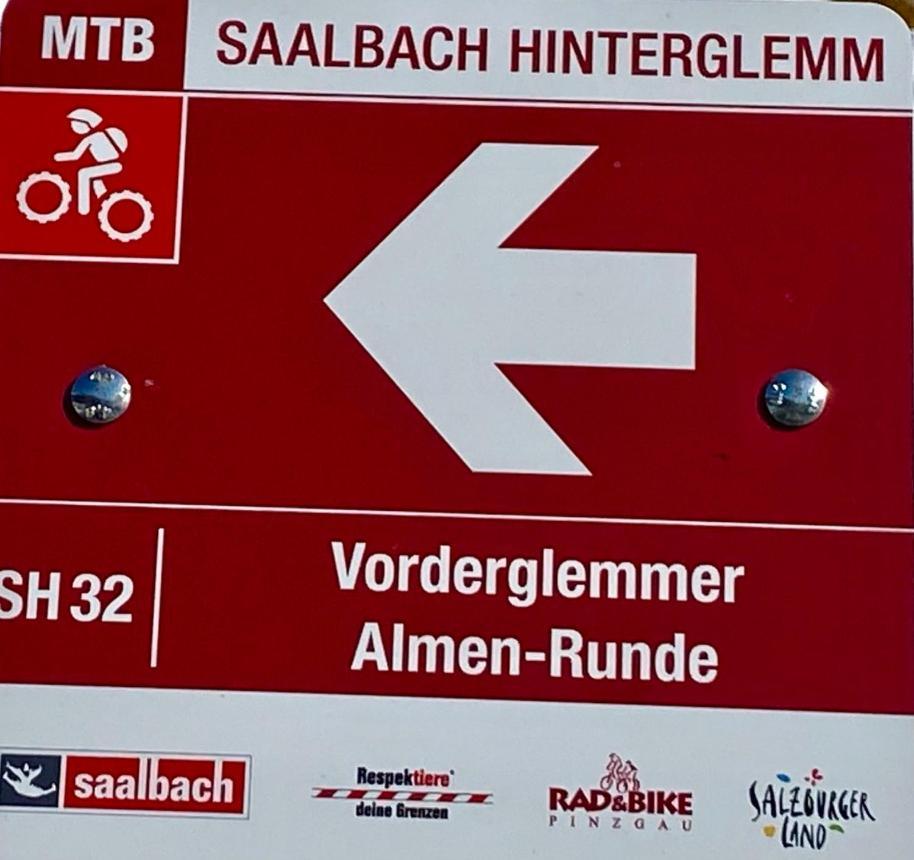 Alm Seasons Premium Chalet & Studios Saalbach-Hinterglemm Exteriör bild
