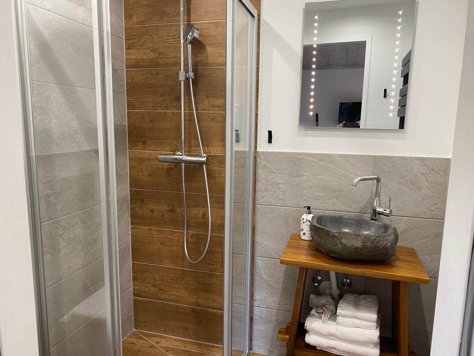 Alm Seasons Premium Chalet & Studios Saalbach-Hinterglemm Rum bild